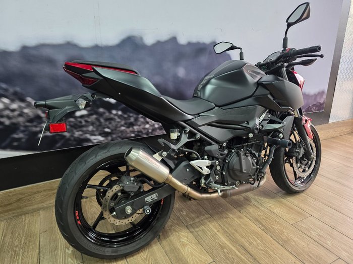 2021 Kawasaki Z400 RED