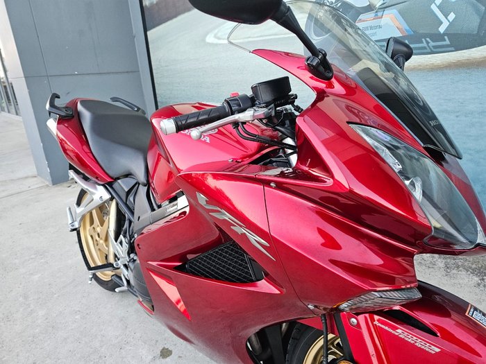 2009 Honda VFR800F (VFR800Fi) Red