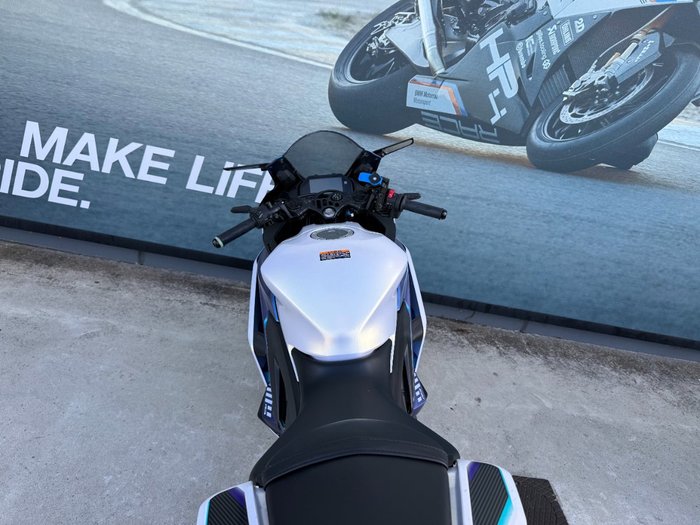 2025 Yamaha YZF-R3 White