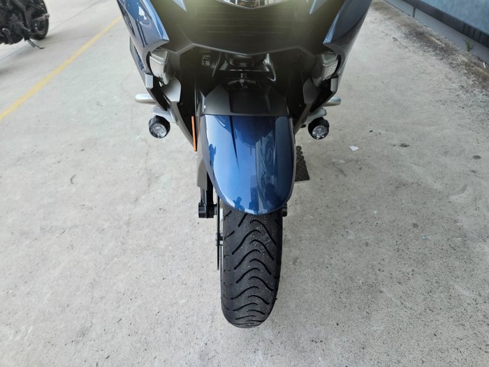 2025 BMW Motorrad K 1600 GTL Blue