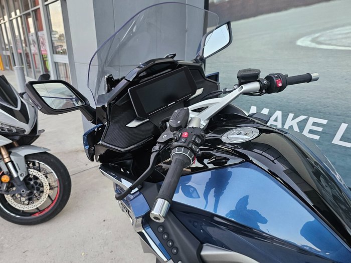 2025 BMW Motorrad K 1600 GTL Blue