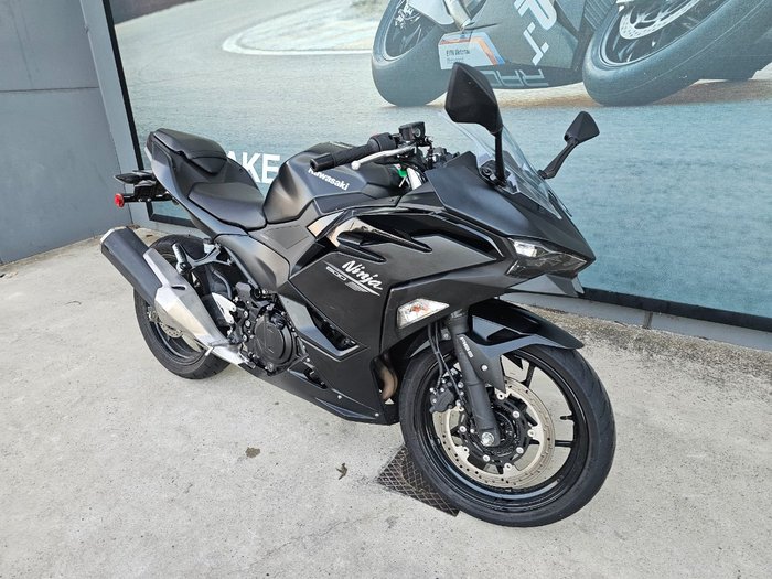 2026 Kawasaki NINJA 500 Black