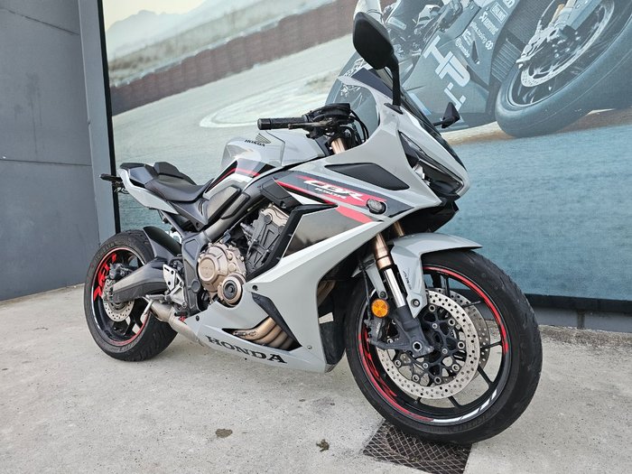 2021 Honda CBR650R GREY