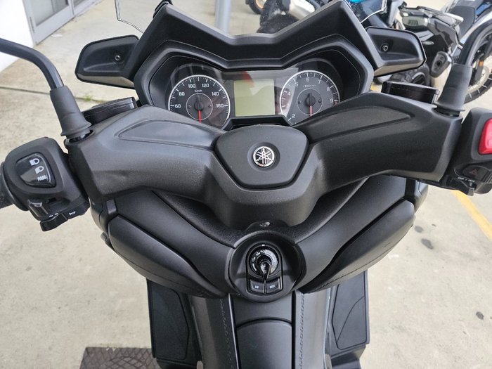 2022 Yamaha XMAX 300 (CZD300A) Black