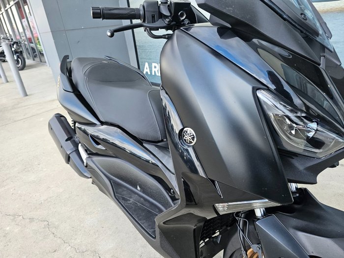 2022 Yamaha XMAX 300 (CZD300A) Black