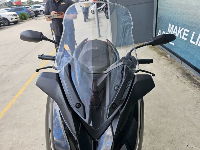 2022 Yamaha XMAX 300 (CZD300A) Black