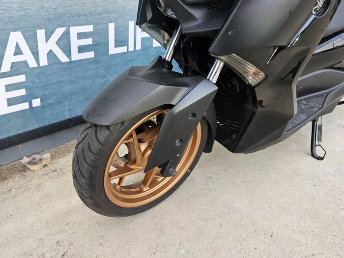 2022 Yamaha XMAX 300 (CZD300A) Black