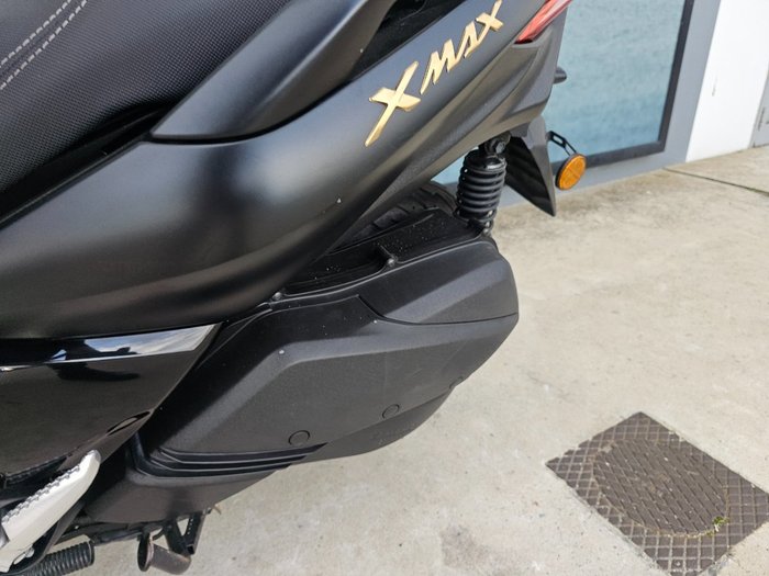 2022 Yamaha XMAX 300 (CZD300A) Black