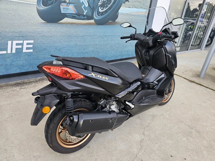 2022 Yamaha XMAX 300 (CZD300A) Black