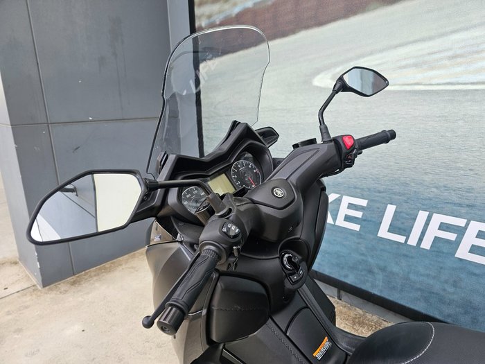 2022 Yamaha XMAX 300 (CZD300A) Black