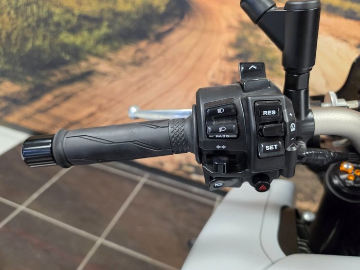 2025 Yamaha MT-10A Grey