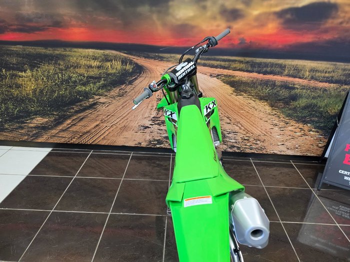2025 Kawasaki KX450 LIME GREEN