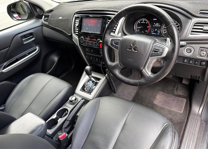 2022 Mitsubishi Triton GSR MR MY22 4X4 Dual Range Graphite Grey with Black Roof