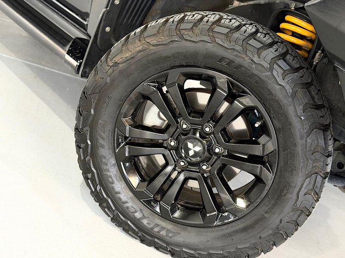 2022 Mitsubishi Triton GSR MR MY22 4X4 Dual Range Graphite Grey with Black Roof