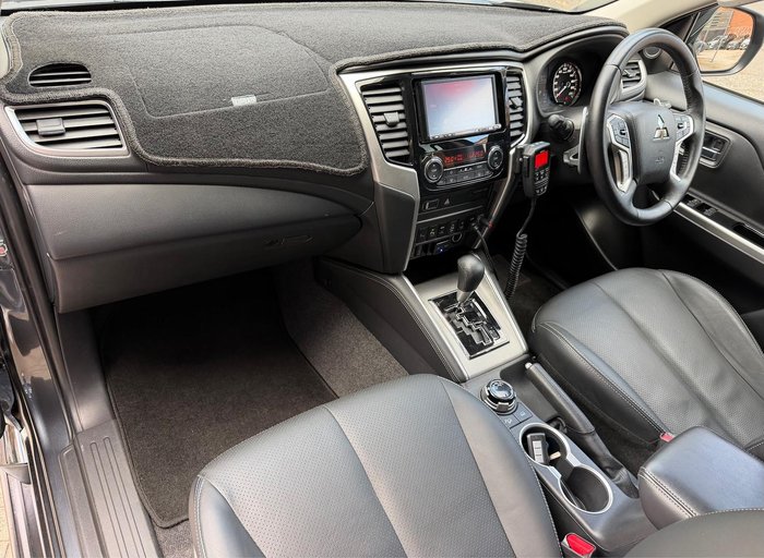 2022 Mitsubishi Triton GSR MR MY22 4X4 Dual Range Graphite Grey with Black Roof