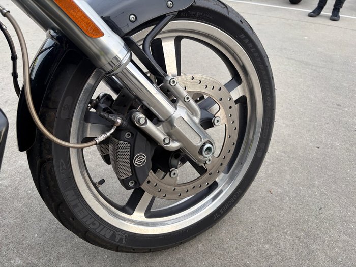2015 HARLEY-DAVIDSON VRSCF MUSCLE Black