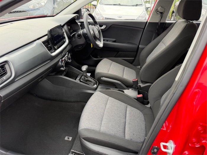 2024 KIA STONIC S