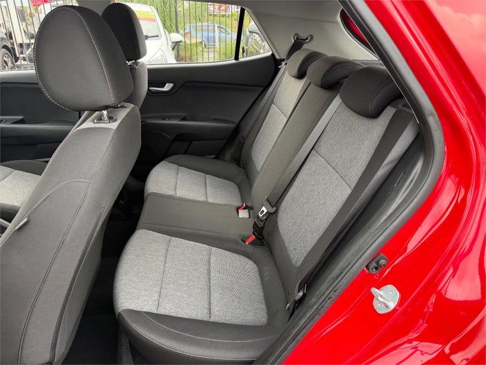 2024 KIA STONIC S