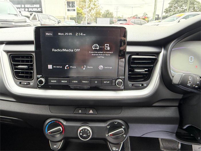 2024 KIA STONIC S