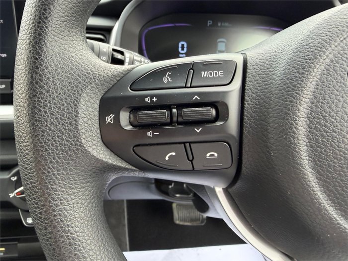 2024 KIA STONIC S