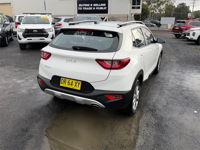 2024 KIA STONIC S