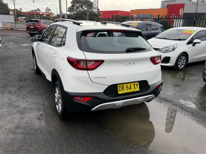 2024 KIA STONIC S
