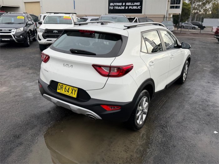 2024 KIA STONIC S