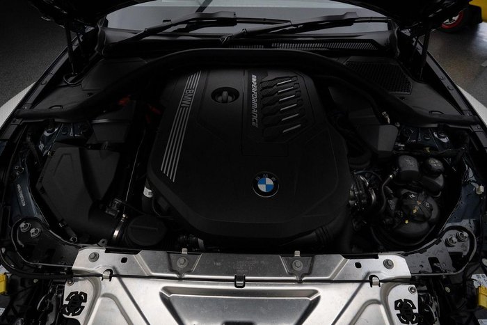 2025 BMW 3 Series M340i xDrive