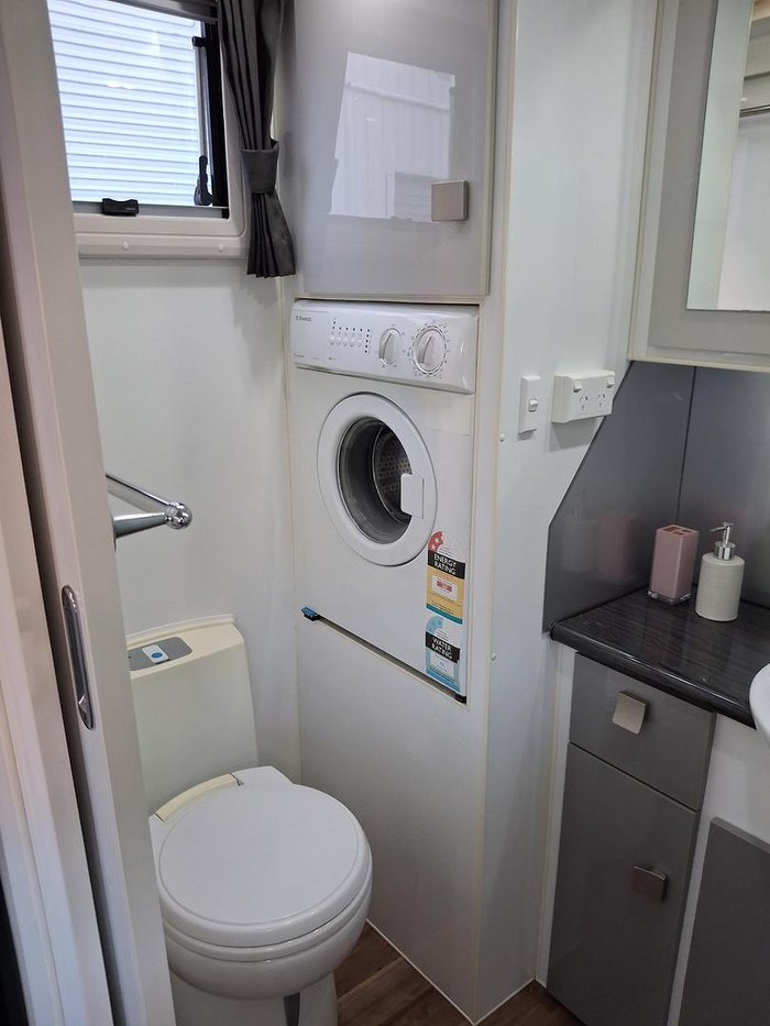 2015 Traveller Utopia