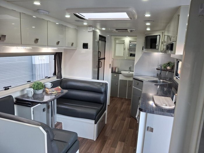 2015 Traveller Utopia