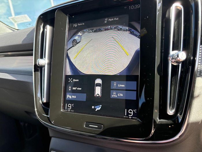 2019 Volvo XC40 T5 R-Design