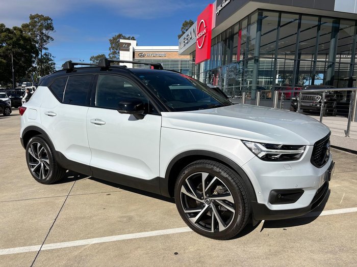2019 Volvo XC40 T5 R-Design