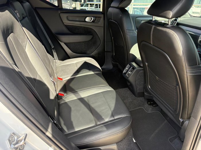 2019 Volvo XC40 T5 R-Design