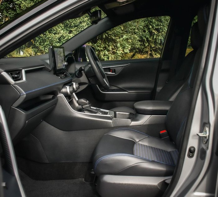 2024 Toyota RAV4 XSE