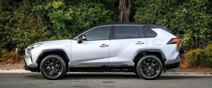 2024 Toyota RAV4 XSE