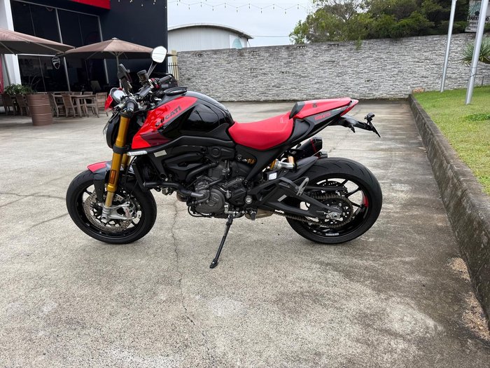 2023 Ducati Monster SP
