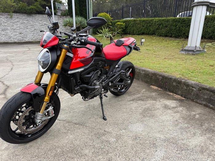2023 Ducati Monster SP