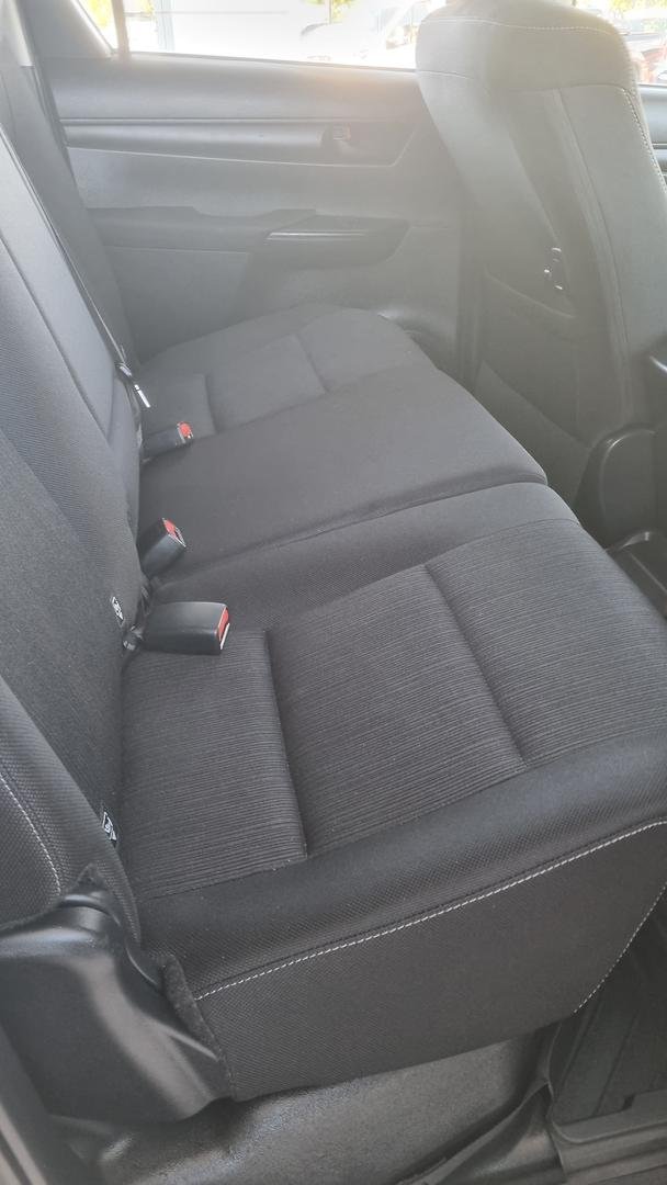 2022 Toyota Hilux SR