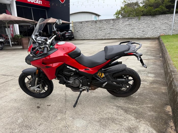 2023 Ducati Multistrada V2
