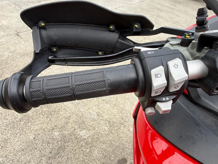 2023 Ducati Multistrada V2