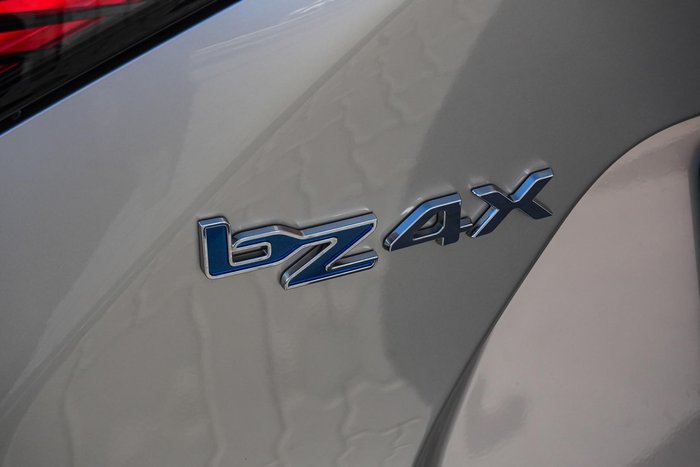 2024 Toyota bZ4X
