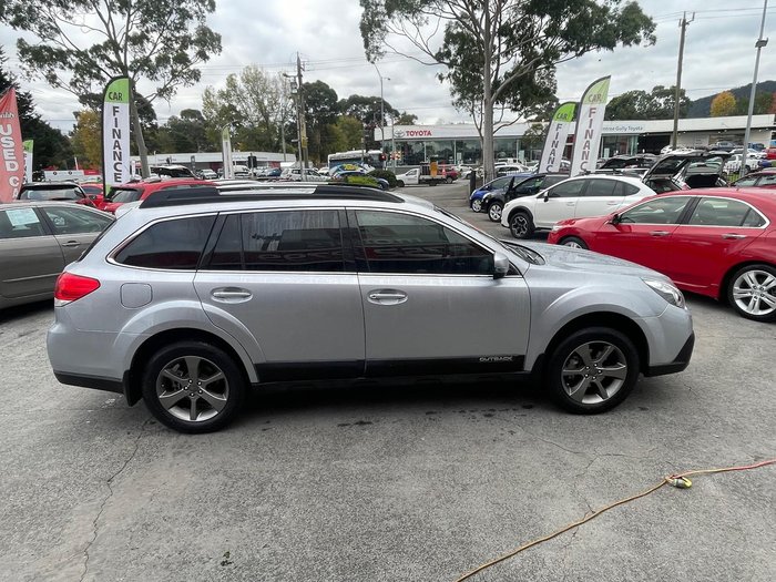 2013 Subaru Outback 2.5i