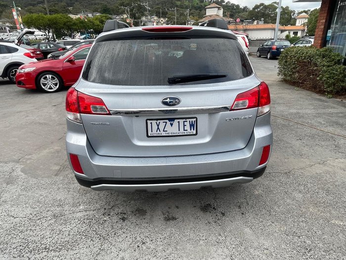 2013 Subaru Outback 2.5i