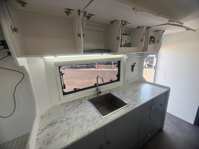 2025 Vecto Caravans Crossborder 20' ( 6.0M )