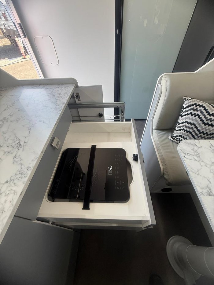 2025 Vecto Caravans Crossborder 20' ( 6.0M )