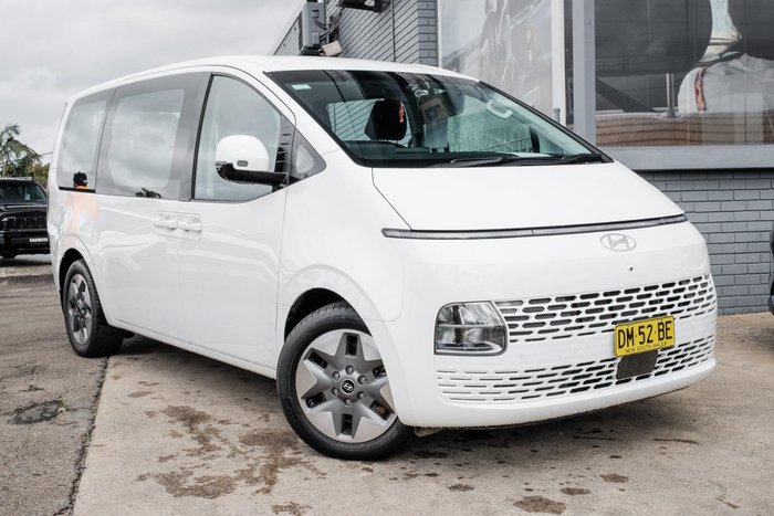 2024 Hyundai STARIA