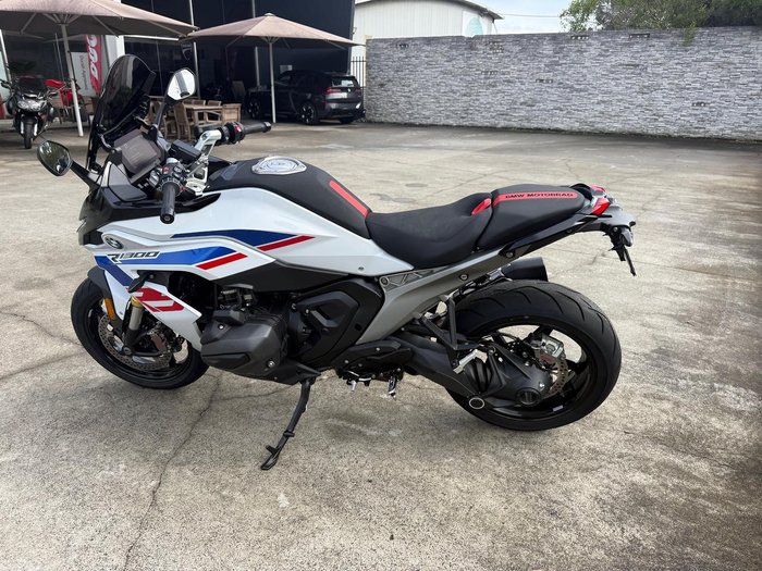 2025 BMW R 1300 RS Performance