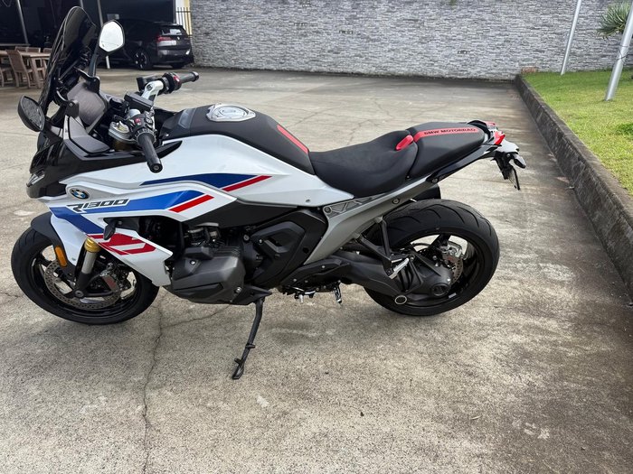 2025 BMW R 1300 RS Performance