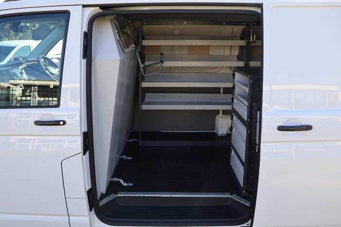 2023 Volkswagen Transporter TDI340