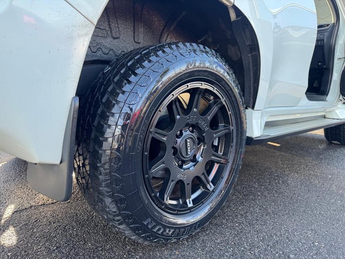 2017 Mitsubishi Pajero Sport GLS